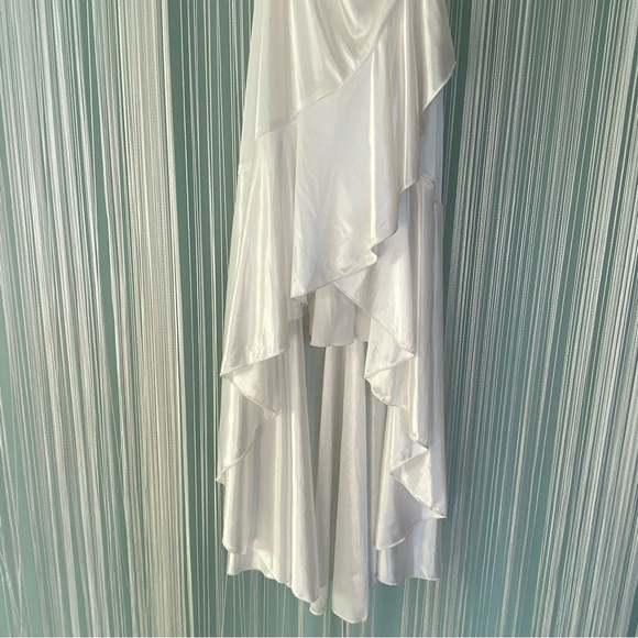 White Satin Spaghetti Strap Maxi Dress NWT - Picture 10 of 16